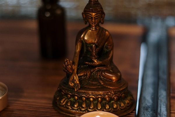 Mindful presence image with serene landscape